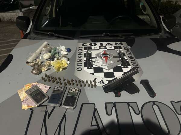 Com informações da Coin/SSPDS, PMCE prende suspeito com drogas e arma no bairro Coaçu