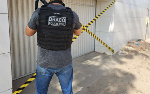 Operação interestadual resulta em três prisões, bloqueio de R$ 9 milhões e apreensão de imóveis e veículo de luxo