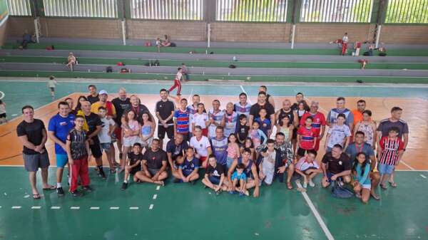 “Pais jogam e filhos torcem” no Colégio do Corpo de Bombeiros