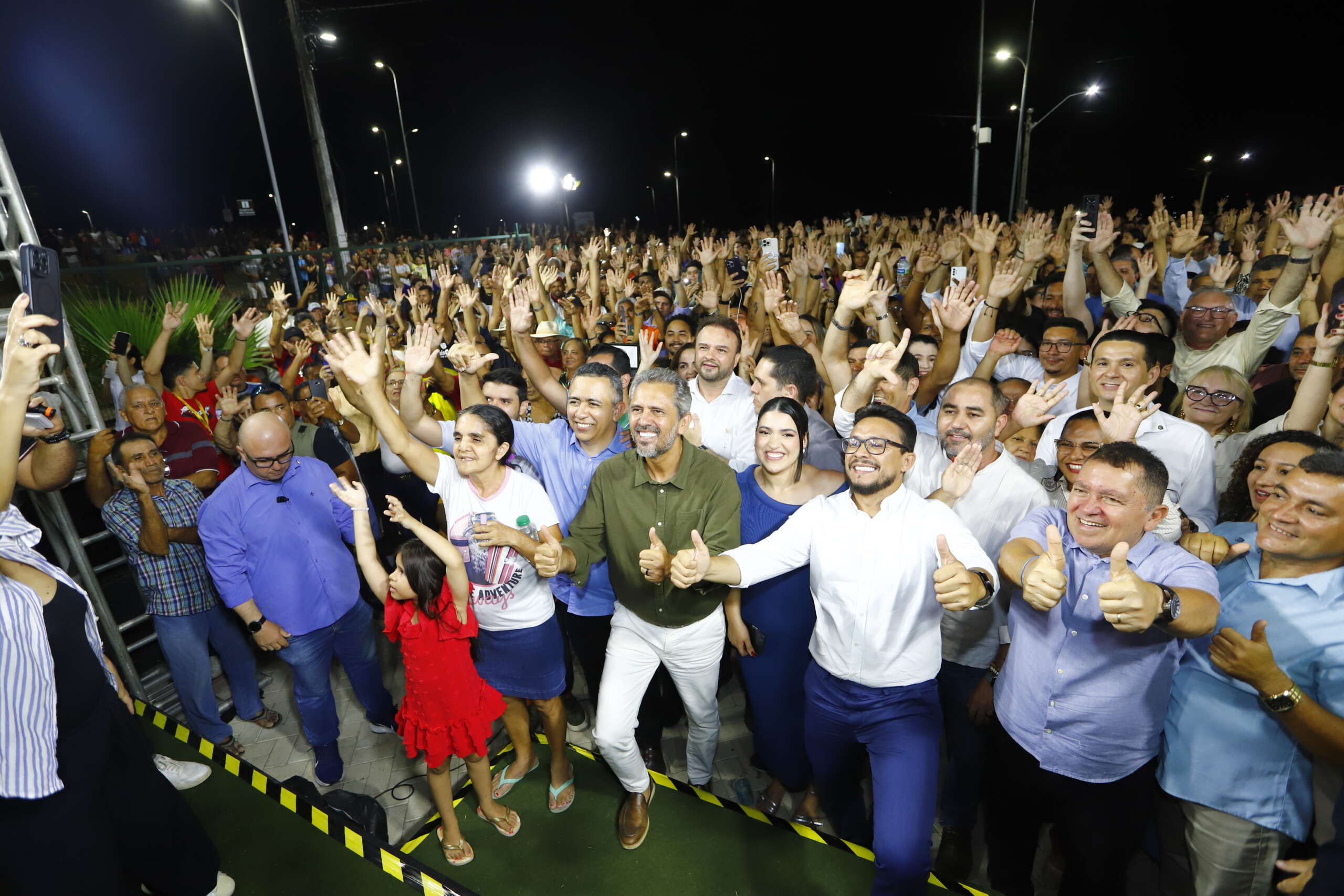 Canindé: Governador Elmano de Freitas vistoria obra em benefício da agricultura familiar e anuncia novos investimentos