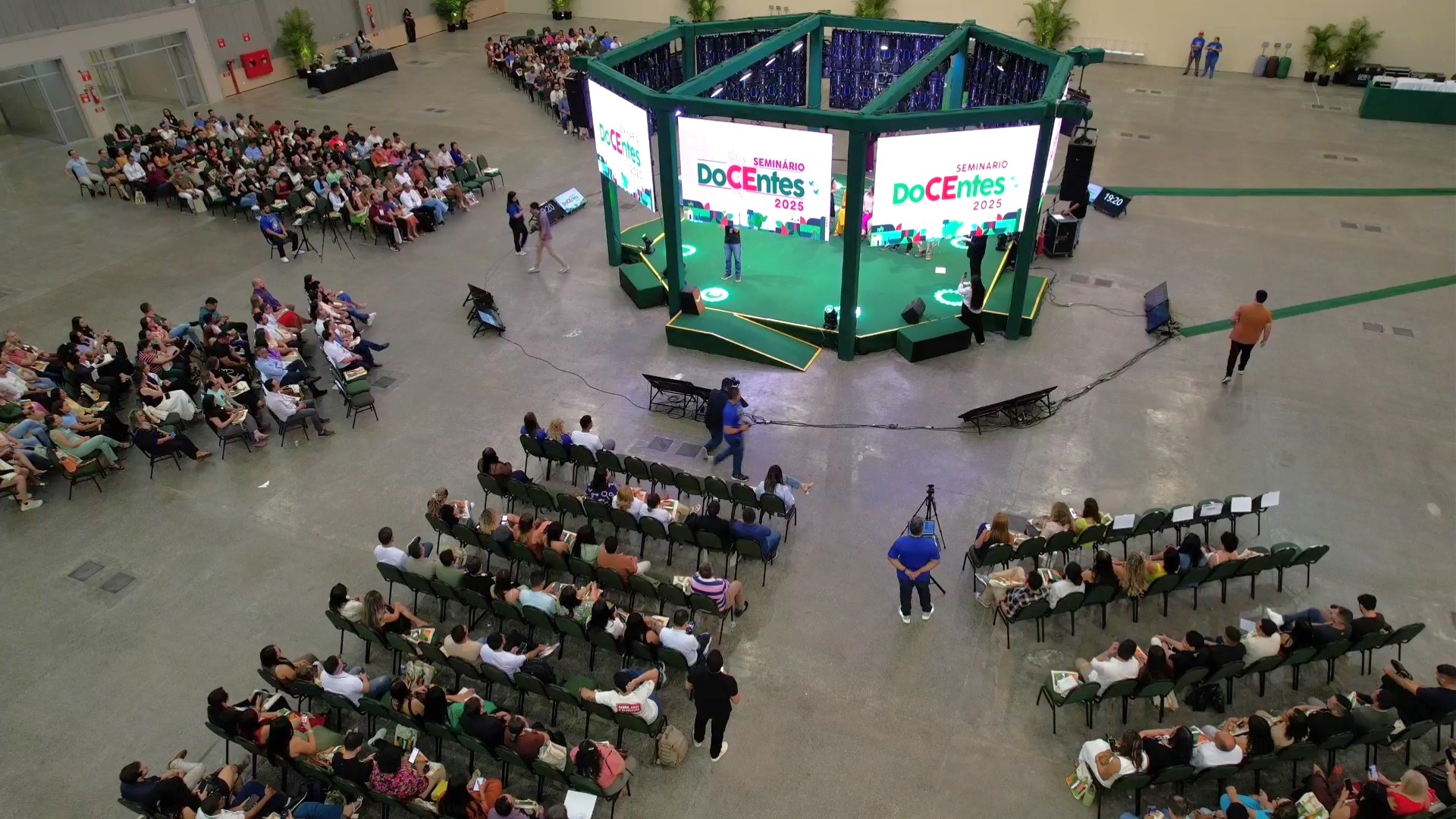 Seminário DoCEntes promove socialização de conhecimentos entre profissionais da educação