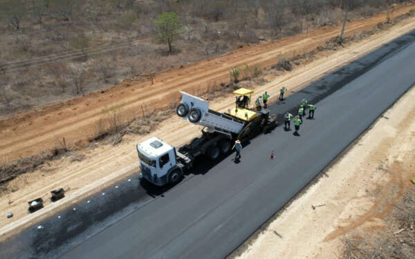 Qualificação da rodovia CE-377 vai impulsionar o desenvolvimento socioeconômico do Vale do Jaguaribe