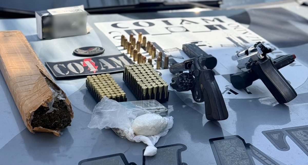 Polícia Militar apreende armas, munições e drogas durante ação na Capital