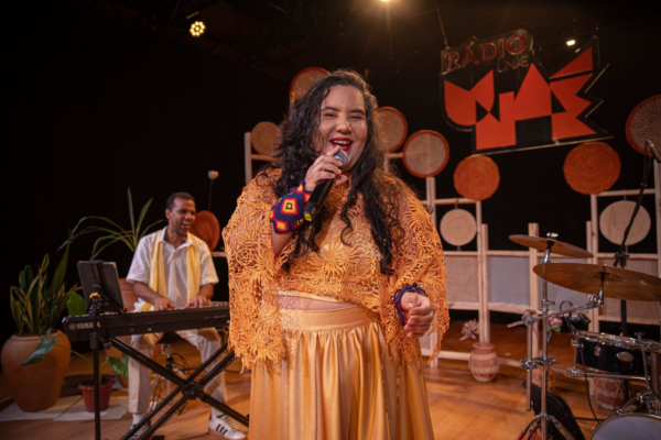 Centro Cultural do Cariri apresenta a 2ª edição do No AR com a cantora e compositora Sol Maria