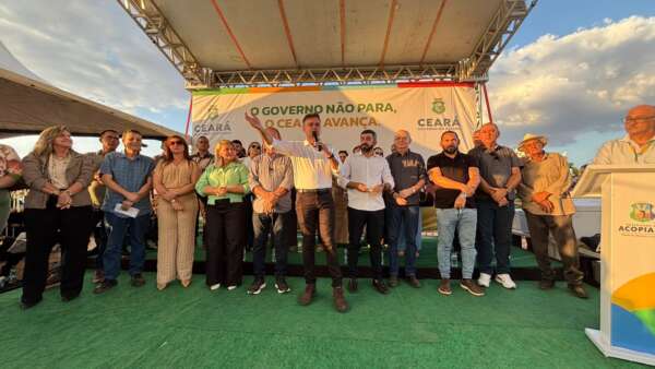 Acopiara recebe três novos sistemas de dessalinização do Programa Água Doce