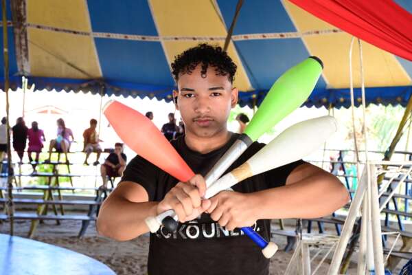 Mostra de Arte e Cultura celebra “Brasil que canta e encanta” no Teatro no Cuca Mondubim, em Fortaleza