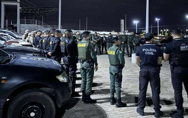 Operação AIS 19 cumpre 80 mandados de busca e apreensão e captura 16 pessoas no Ceará