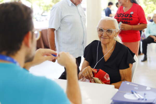 Pessoas idosas participaram de dia de serviços e atividades na Secretaria dos Direitos Humanos