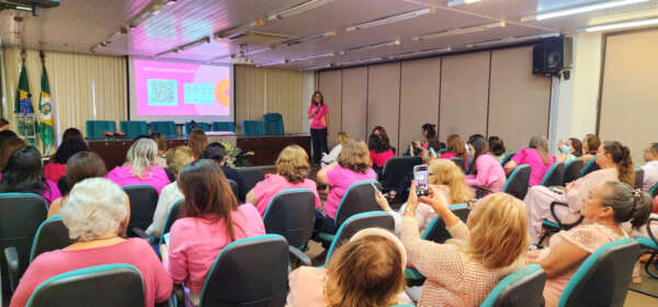 Outubro Rosa na Seplag-CE destaca prevenção, diagnóstico precoce e autocuidado