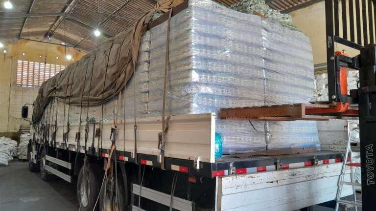 Sefaz-CE apreende 60 mil garrafas de bebidas alcoólicas sem nota fiscal