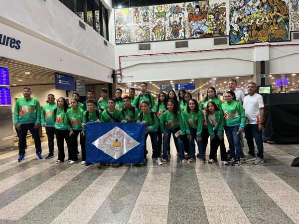 Delegação do Ceará embarca para os Jogos Escolares Brasileiros, em Uberlândia