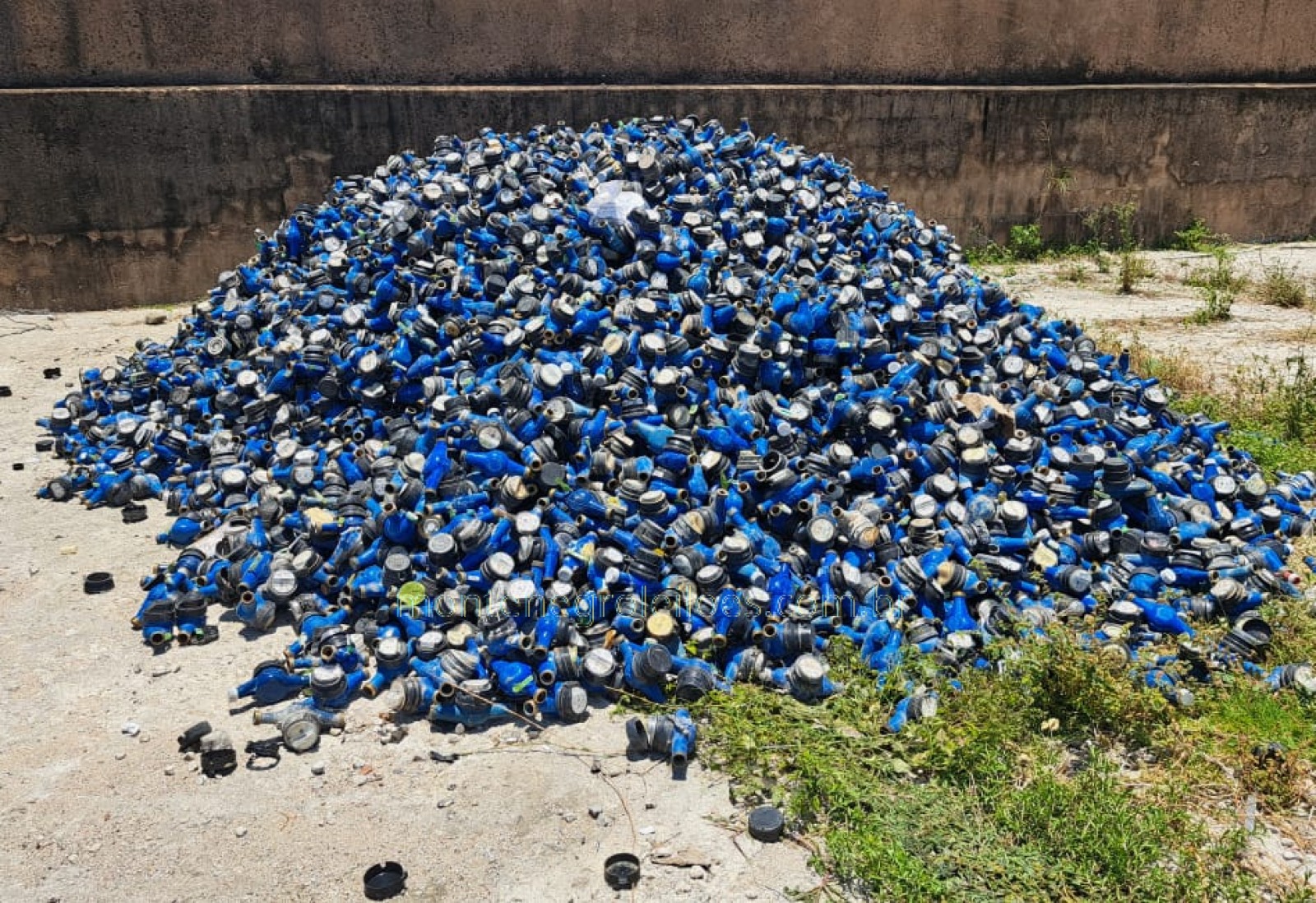 Cagece realiza leilão virtual de bens, incluindo veículos, eletrônicos e maquinários