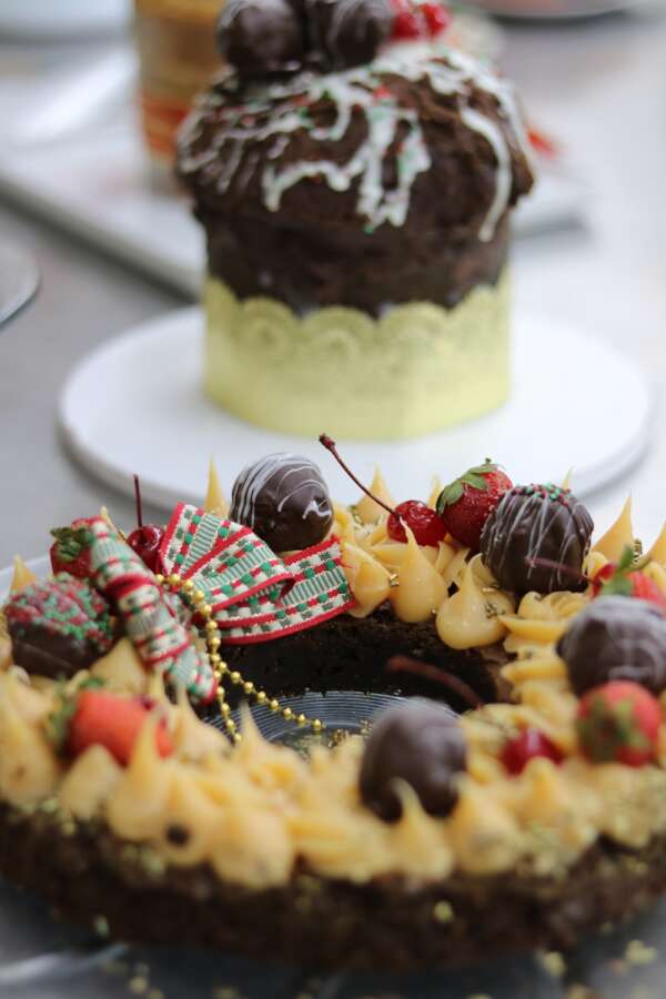 Bolos natalinos e panetones estão entre os temas de cursos on-line da Escola de Gastronomia Social em outubro