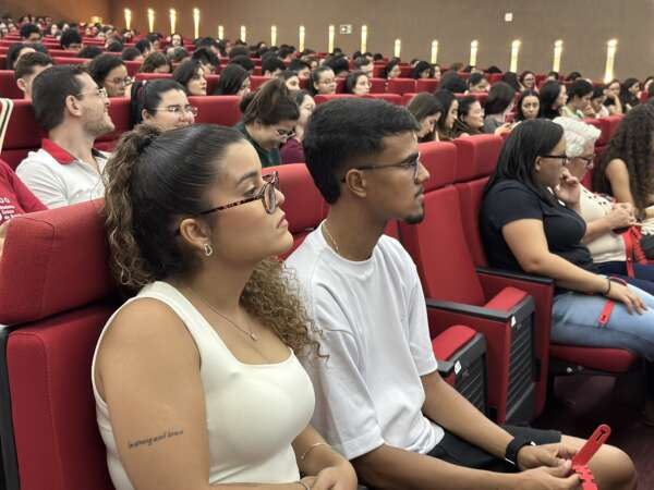 ESP/CE promove encontro sobre inovação para residentes multiprofissionais