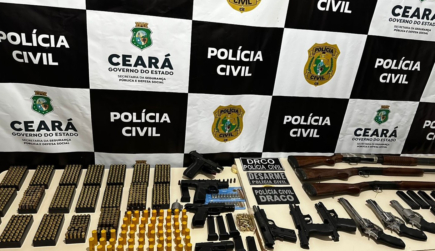 Polícia Civil prende três CACs e apreende 14 armas de fogo na Região Sul do Ceará