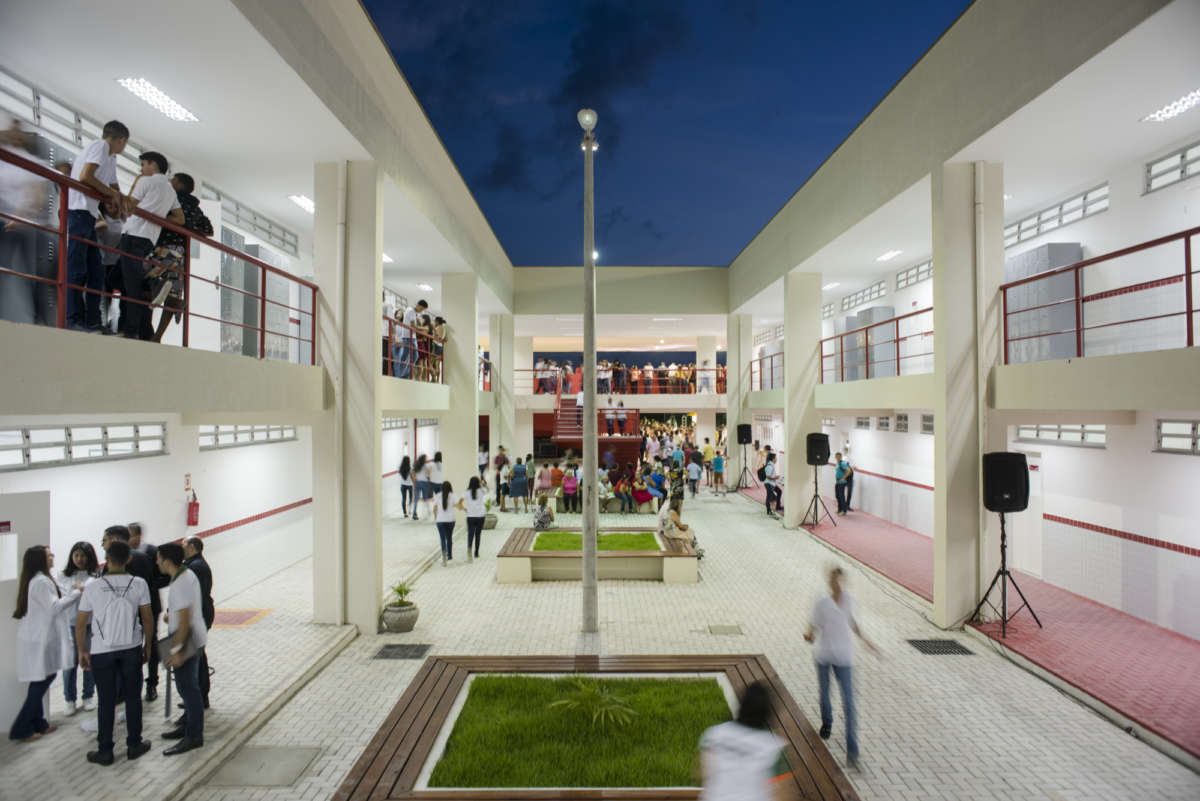 Ceará economiza quase R$12 milhões em um ano com consumo de energia em prédios públicos