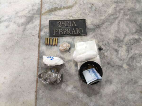 Polícia Militar prende homem por tráfico de drogas em Maranguape