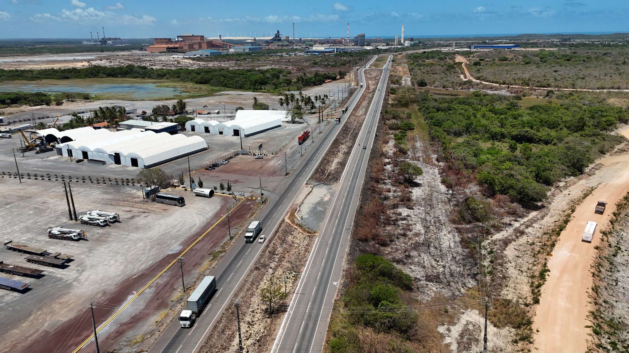 CE-155: Acesso ao Porto do Pecém ganhará iluminação pública autorizada pela Seinfra