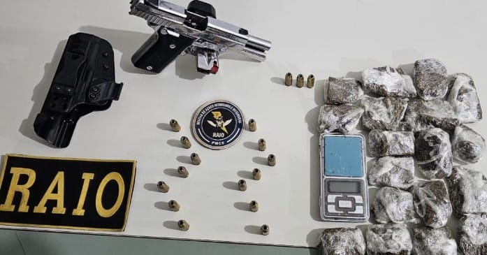 Homem é preso pela PMCE com pistola e drogas em São Gonçalo do Amarante