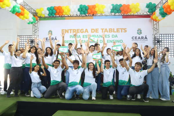 Governo do Ceará realiza entregas na área da educação para os cearenses de Limoeiro do Norte