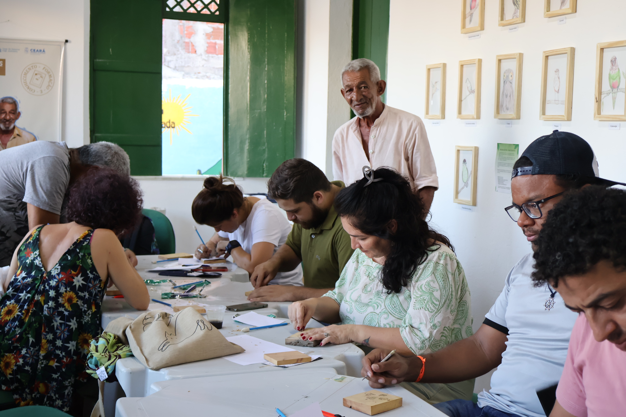Exposição celebra legado de Mestre Stênio Diniz na Casa de Saberes Cego Aderaldo