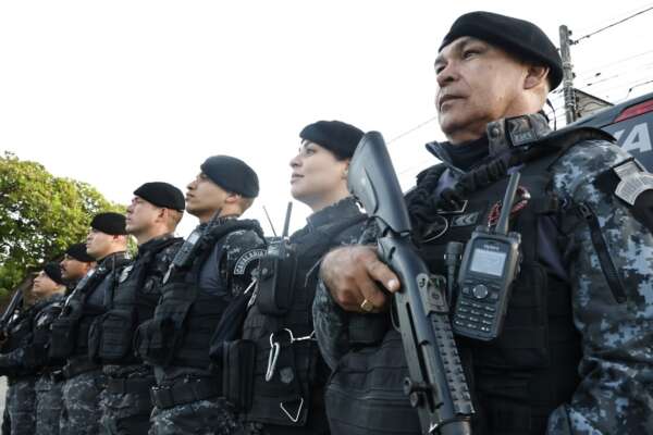 Governo do Ceará inicia operação com mais de 800 policiais