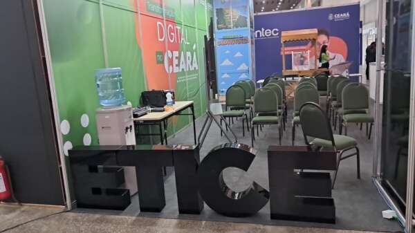 Etice apresenta palestra e oficina sobre conectividade e infraestrutura digital na Feira do Conhecimento 2025