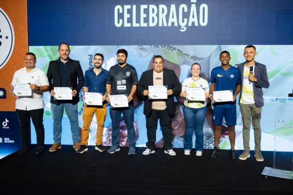 Projeto Esporte em 3 Tempos é premiado nacionalmente no Campeonato Gols Pela Terra