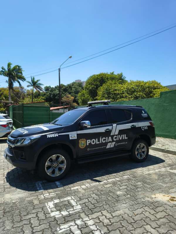 PCCE deflagra operação e cumpre seis mandados de prisão e 23 de busca e apreensão contra grupo criminoso em Fortaleza