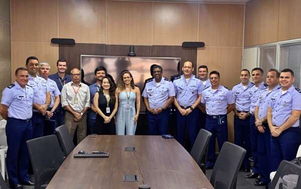 SOP recebe visita de comitiva da Aeronáutica para intercâmbio de  conhecimentos sobre projetos e contratações de obras públicas