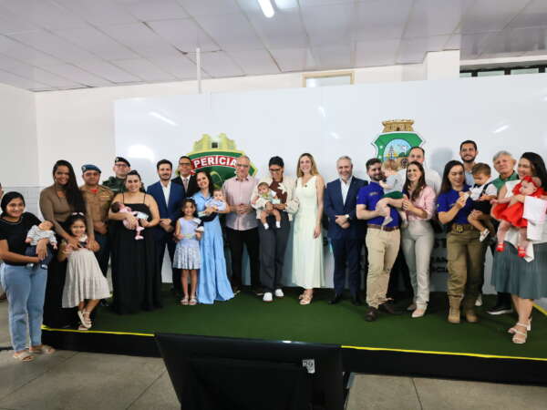 Ceará inicia emissão da Carteira de Identidade Nacional para o público neonatal e infantil