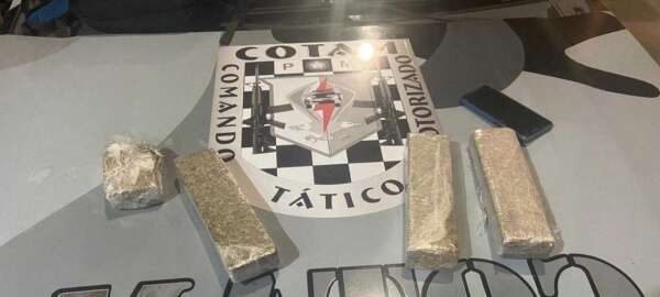 Com apoio da Coin/SSPDS, mulher é presa pela PMCE com dois quilos de maconha no Centro de Fortaleza