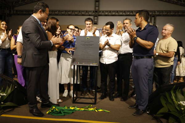 Com investimento de R$ 5,3 milhões, Eusébio inaugura Escola em Tempo Integral