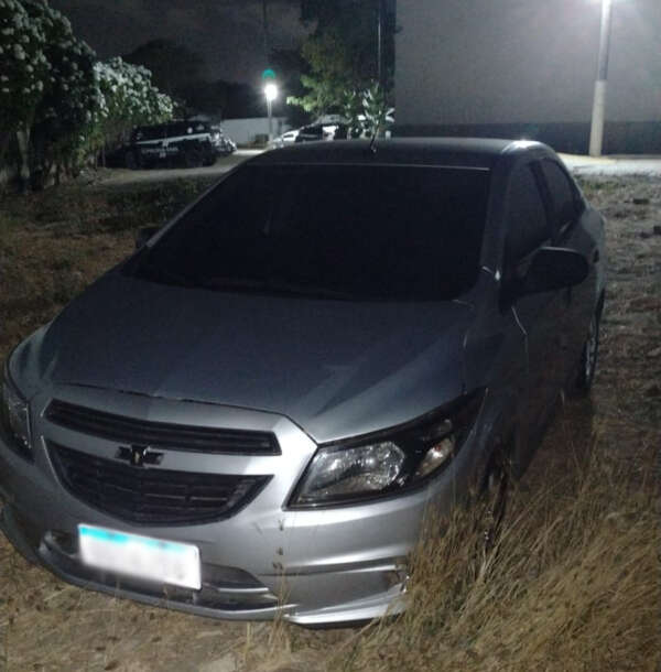 PCCE prende suspeitos de participação em furto a condomínio em Fortaleza