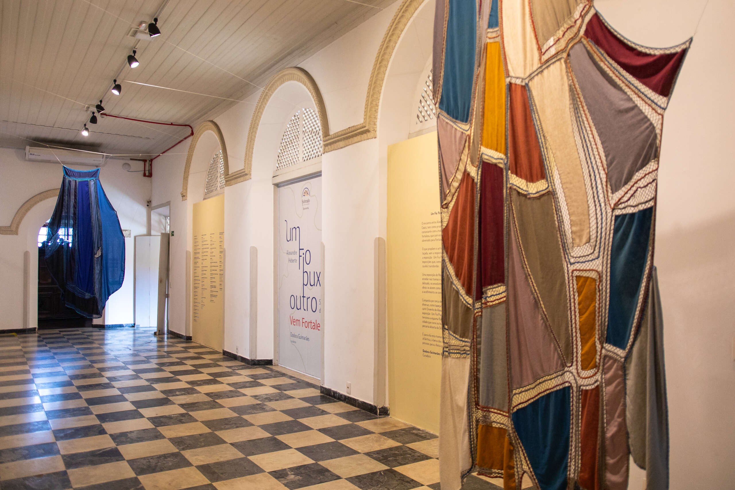 Sobrado Dr. José Lourenço e Casa do Barão de Camocim realizam o encerramento da exposição Um Fio Puxa Outro