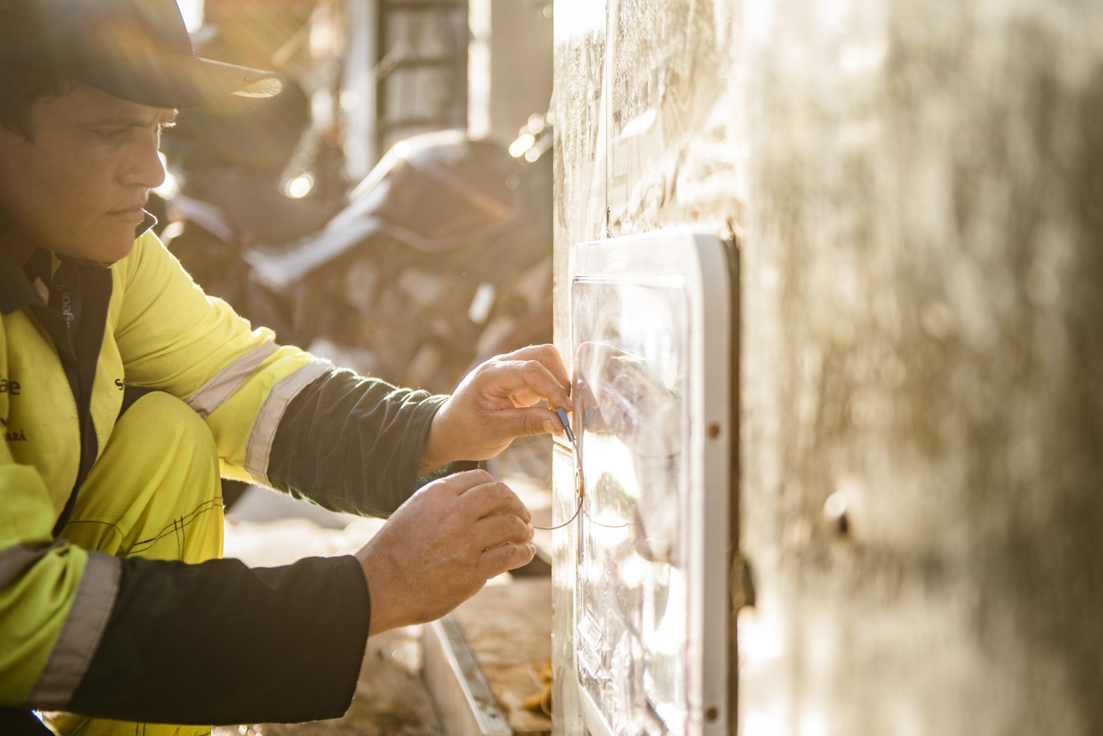 Cagece intensifica ações contra ligações clandestinas em todo o Ceará