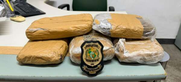 Polícia civil apreende 5 kg de drogas durante ação na Barra do Ceará