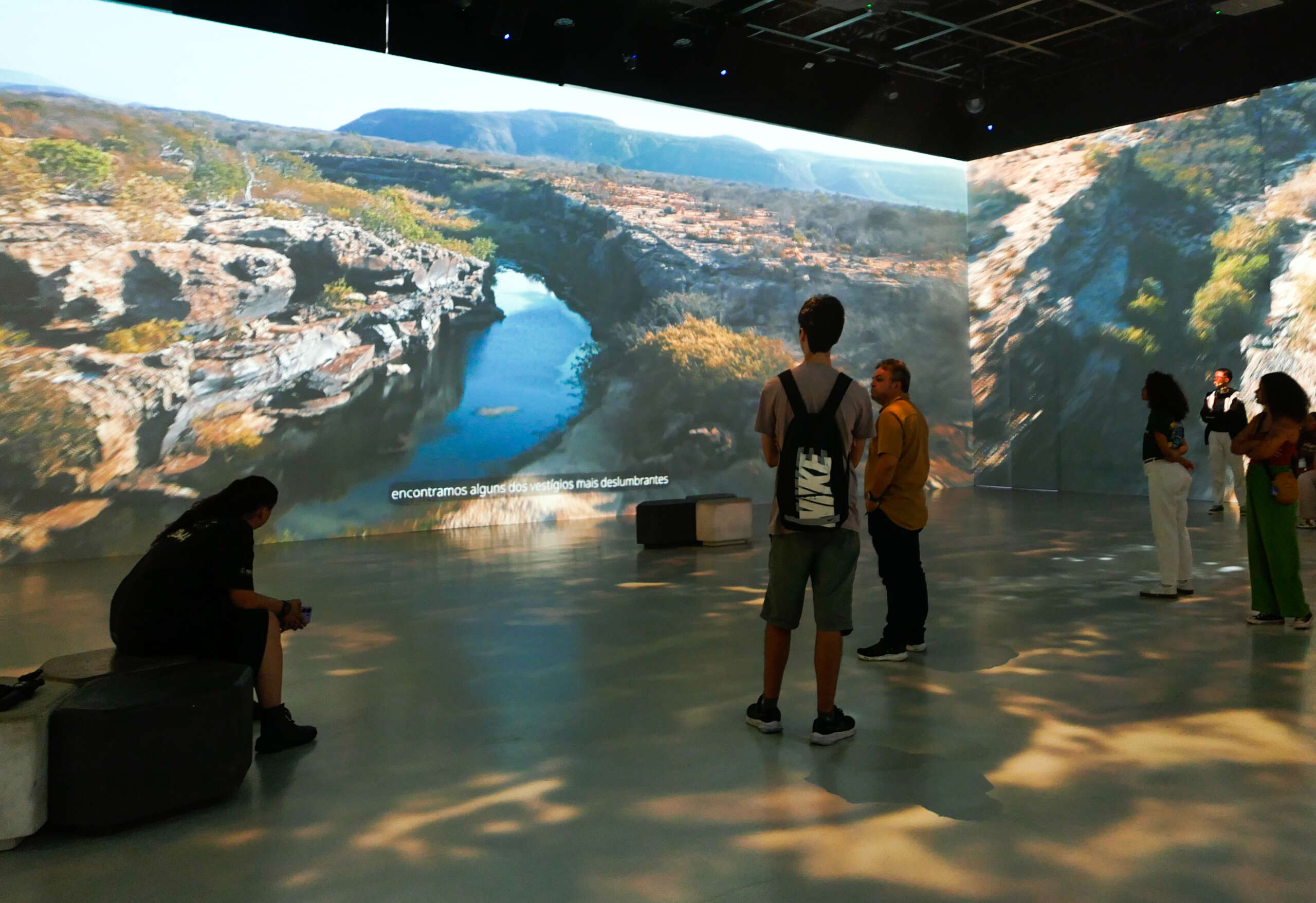 “Conexão Férias no MIS” realiza discotecagem com feiras do vinil e da fotografia e novas oficinas