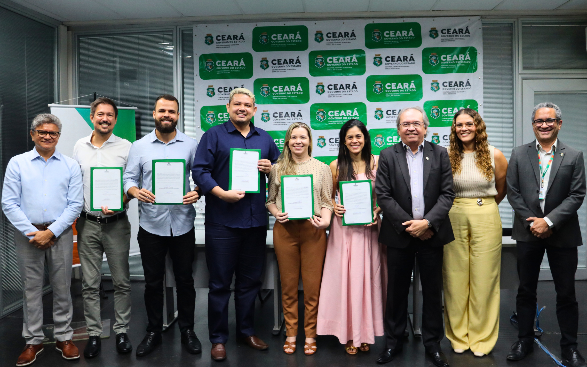 CGE empossa novos auditores e reforça quadro técnico do controle interno do Estado