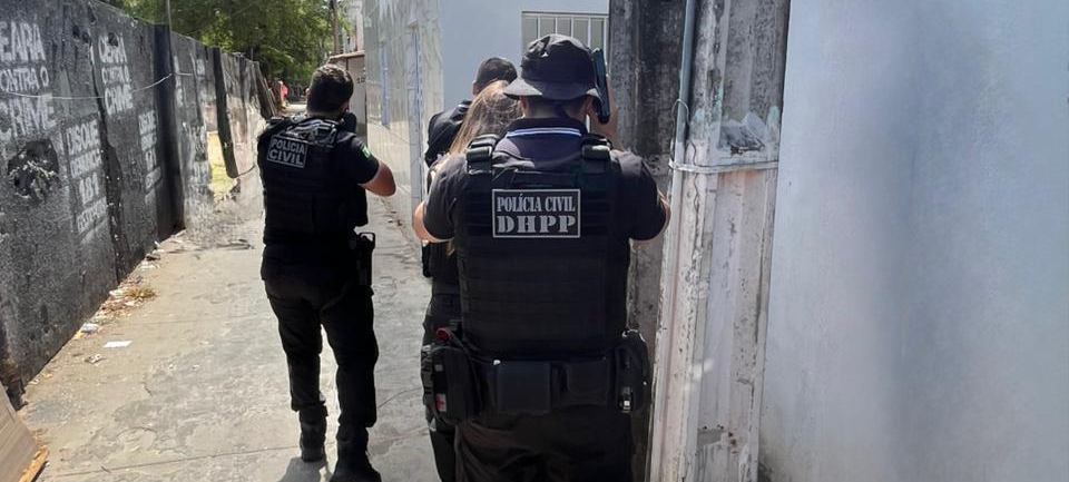 Homem é preso em flagrante pela PCCE por homicídio registrado na Capital