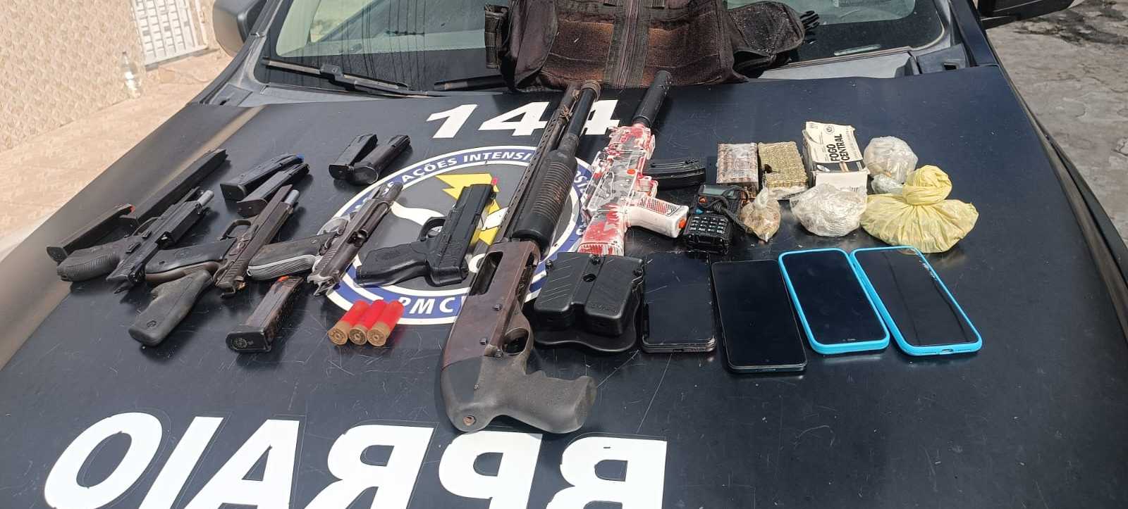 Após divulgação de vídeos, PMs prendem sete suspeitos com armas, granadas e munições em São Benedito