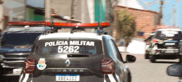 PMCE prende em flagrante suspeito de feminicídio no bairro Floresta