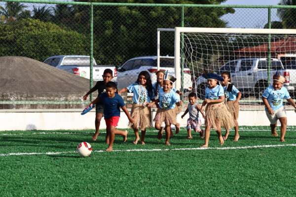 Governo do Ceará inaugura Areninha Poeirão Tremembé em Itapipoca e fortalece esporte, cultura e educação indígena