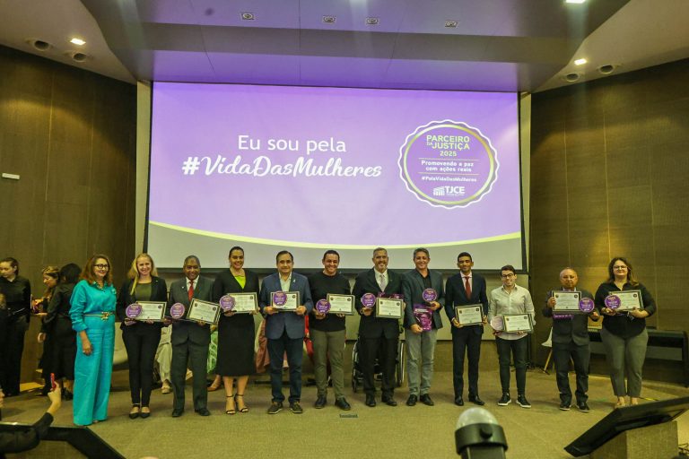 Detran-CE recebe Selo Parceiro da Justiça concedido pelo TJCE