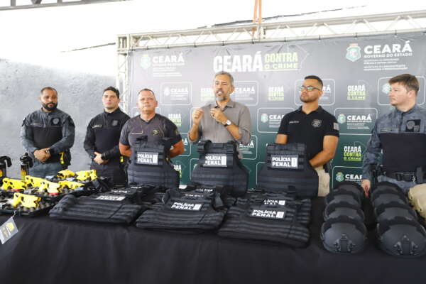 Governo do Ceará reforça polícia penal com mais de 3,3 mil novos equipamentos 