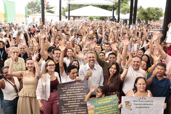 Governo do Ceará e Ministério da Educação entregam creche e autorizam obras educacionais em Acaraú
