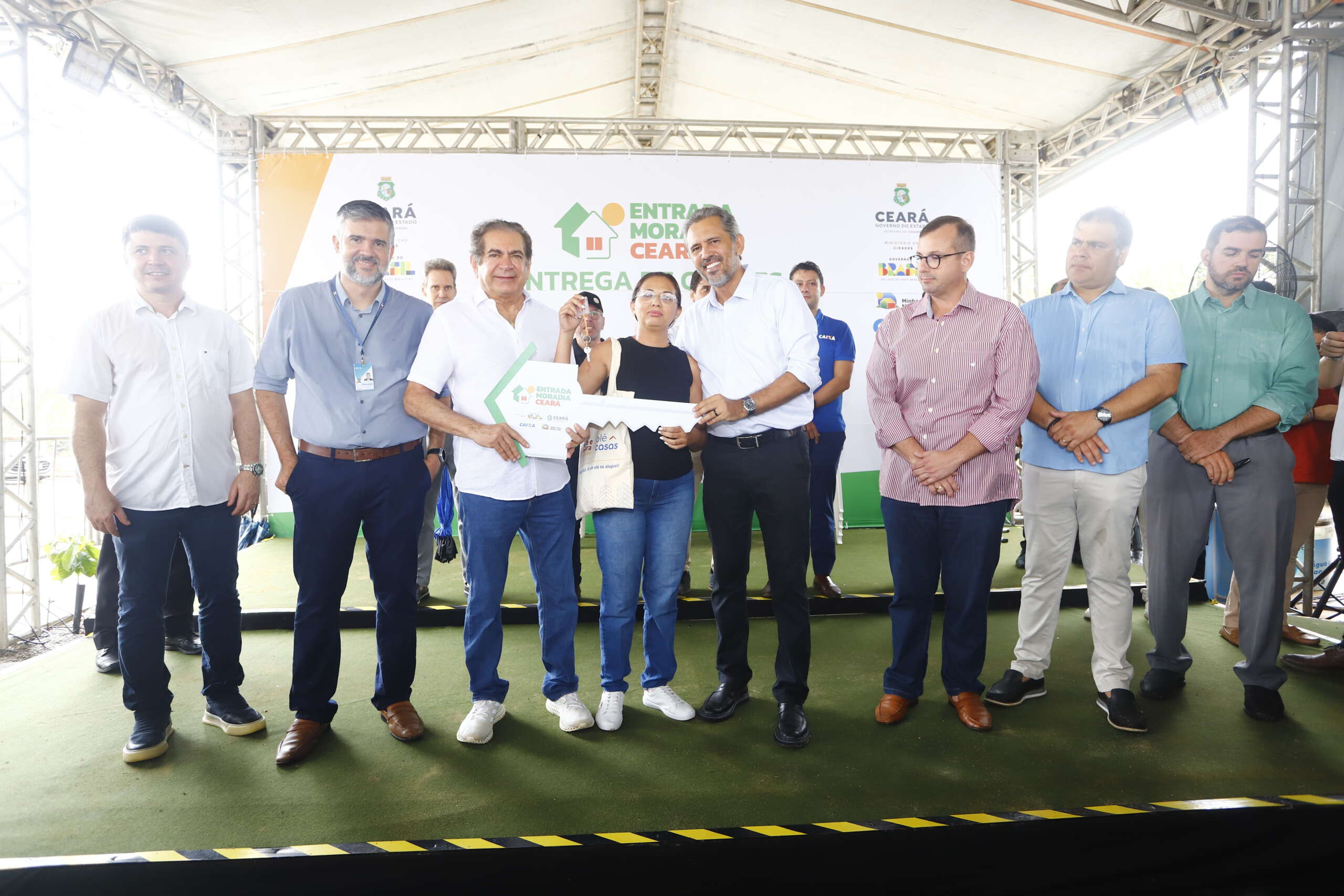 Com o Entrada Moradia Ceará, 330 famílias conquistam a casa própria em Itaitinga
