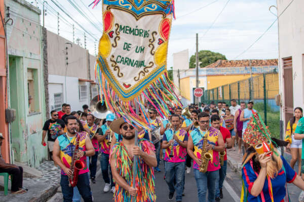 Complexo Ambiental Caminhos do Horto celebra biodiversidade do Cariri com Pré-Carnaval no Centro Histórico de Juazeiro do Norte