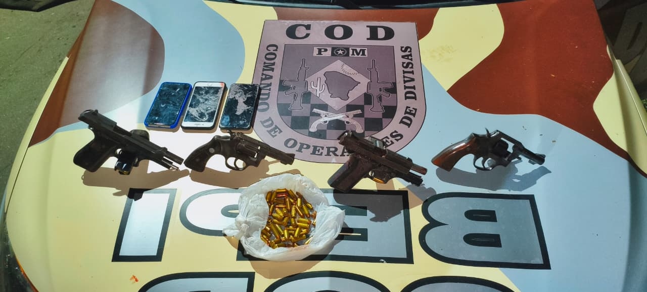 PMCE apreende cinco armas de fogo após confronto no Crato