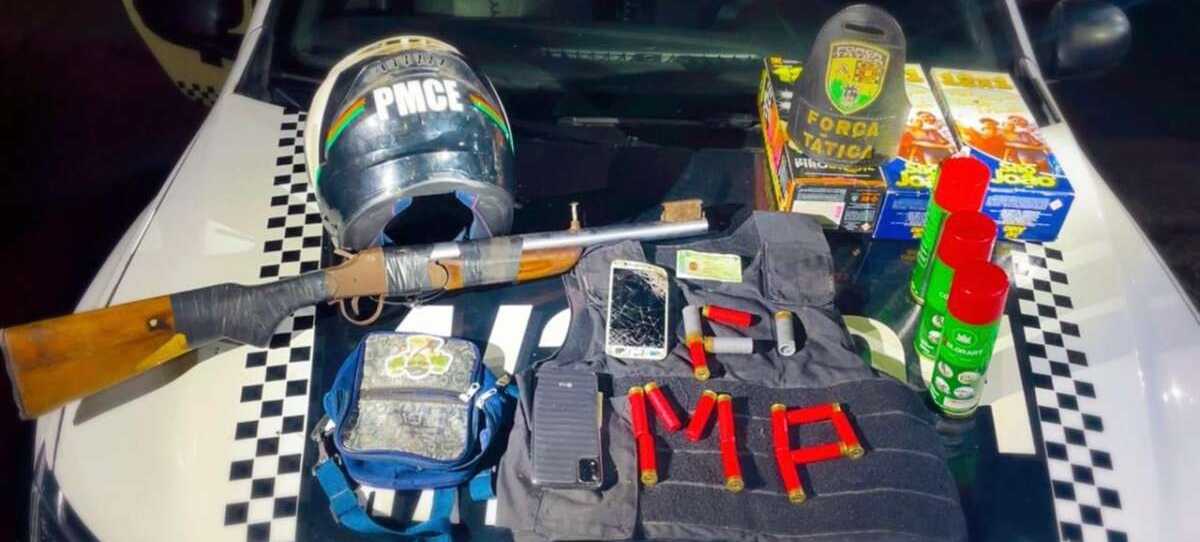 PMCE apreende arma de fogo, munições e colete balístico em Caucaia